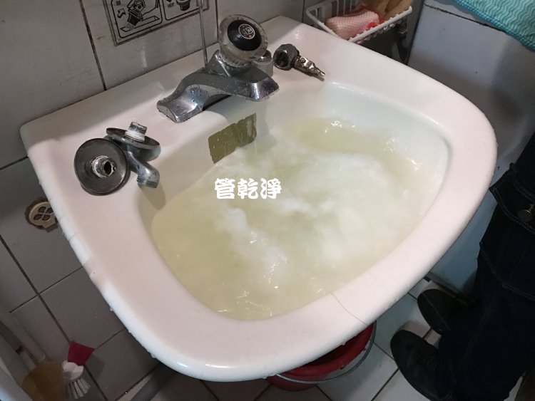 熱水忽冷忽熱,清洗水管,水管清洗,洗水管,水管清潔